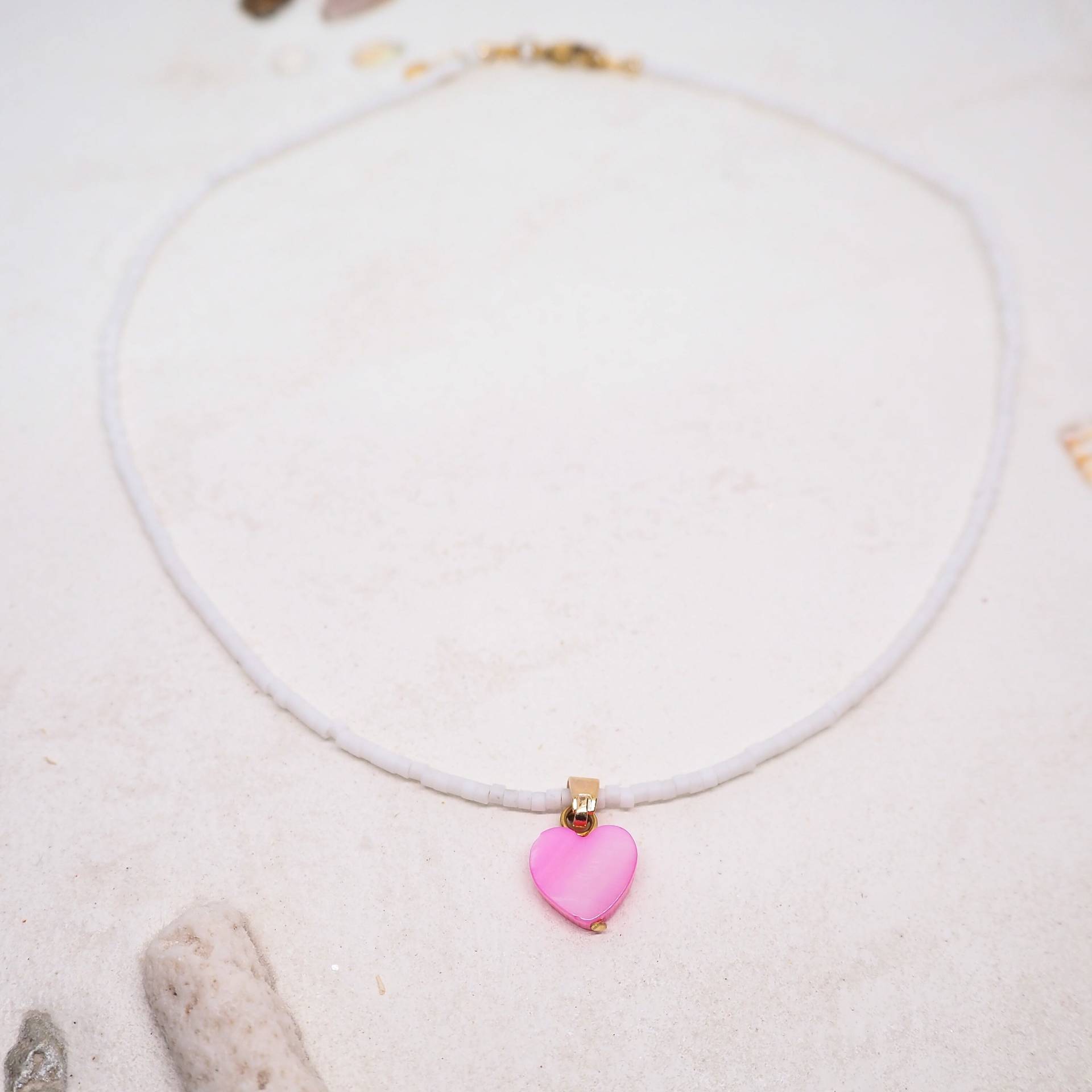 Pink Heart Halskette Zierlich, Perlen , Rosa, Anhänger, Herz, Vergoldet, Geschenk, Liebe, Hochzeit, Brautjungfern von SoloIoStudio