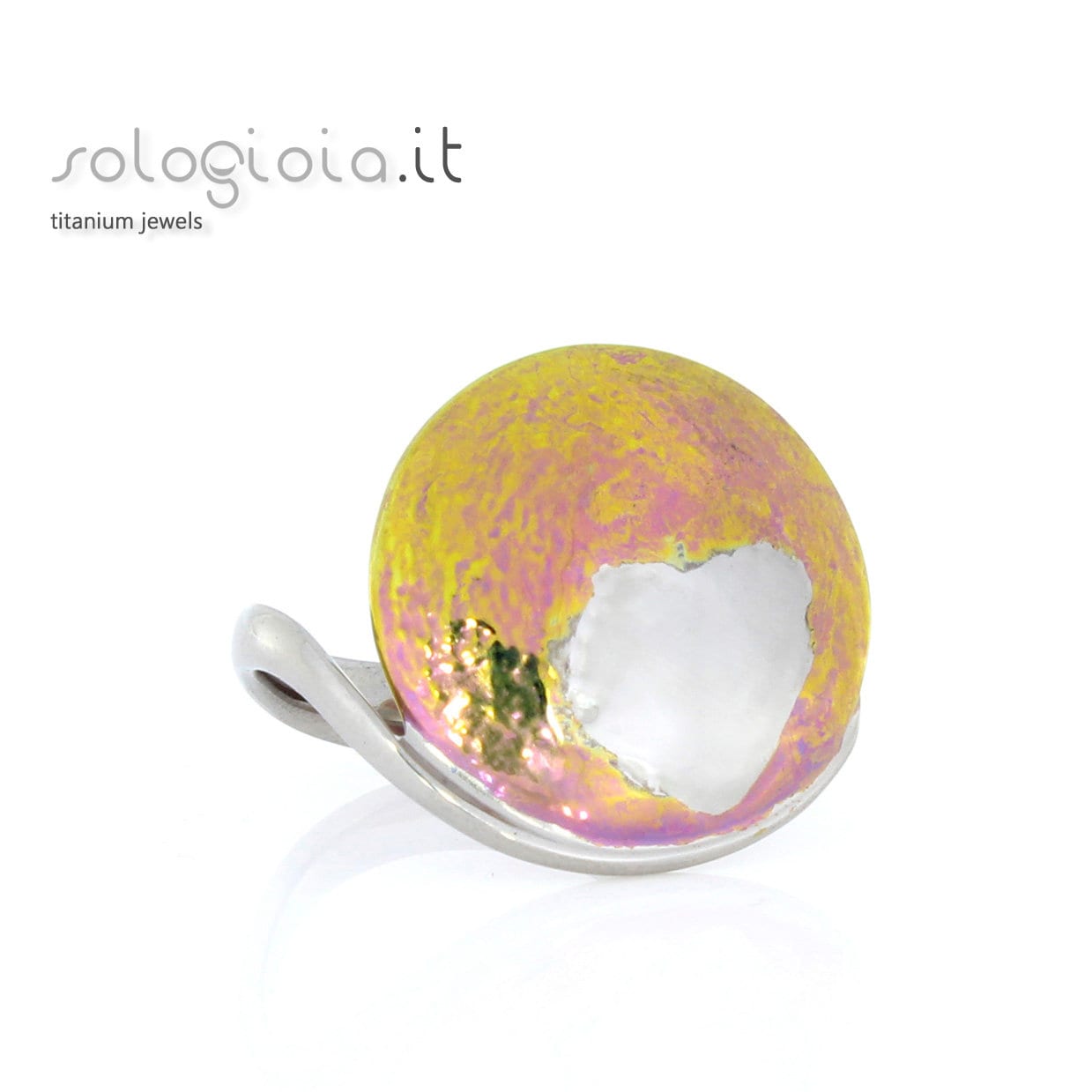 Damenring Aus Reinem Titan Eloxiert - Hypoallergen Herzform Handmade in Italien Pluto's Heart Kollektion von Sologioia