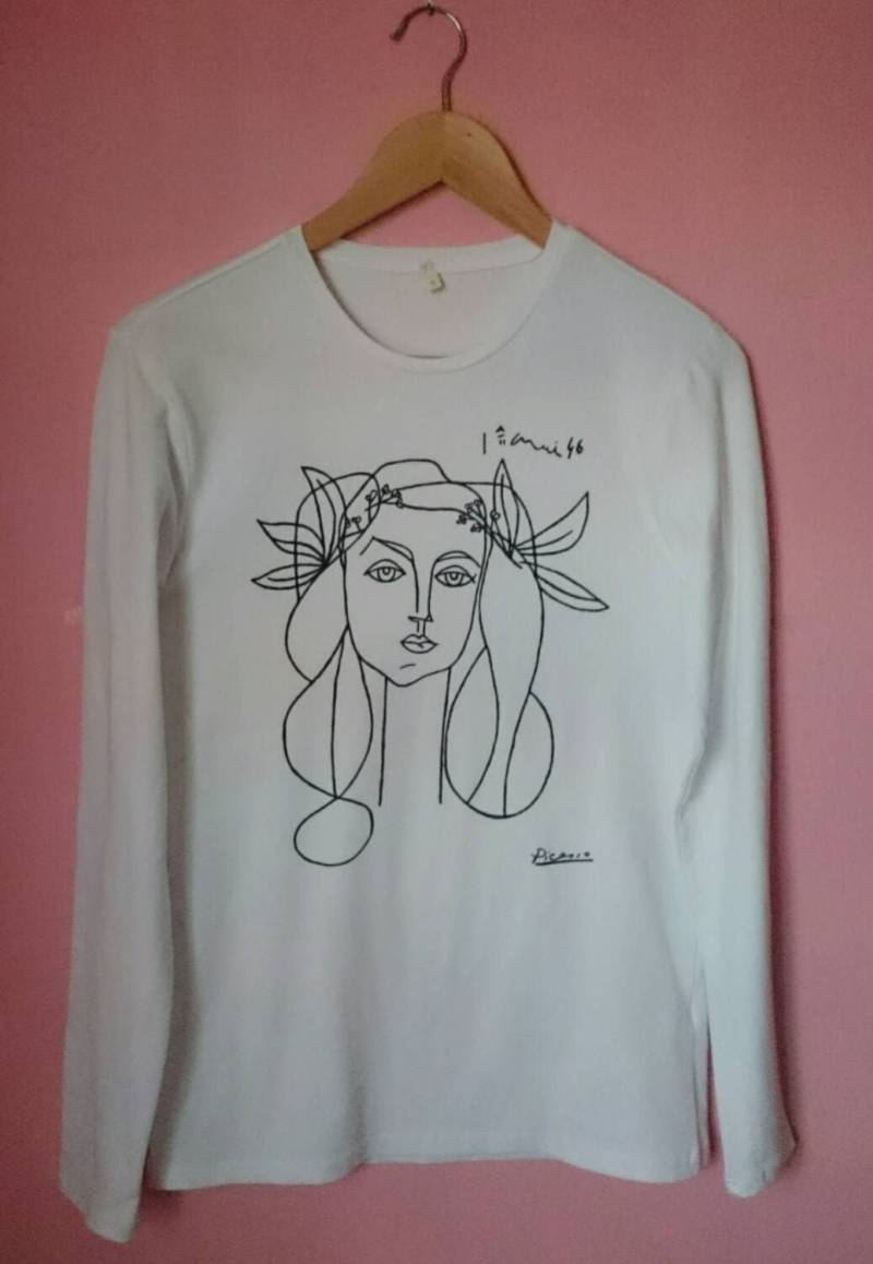 Unisex Picasso Woman | Francoise Gilot Sketch Langarm Weißes Hemd Unisex Picasso Woman | Francoise Gilot Sketch Langarm Weißes Hemd von SolukWorkshop