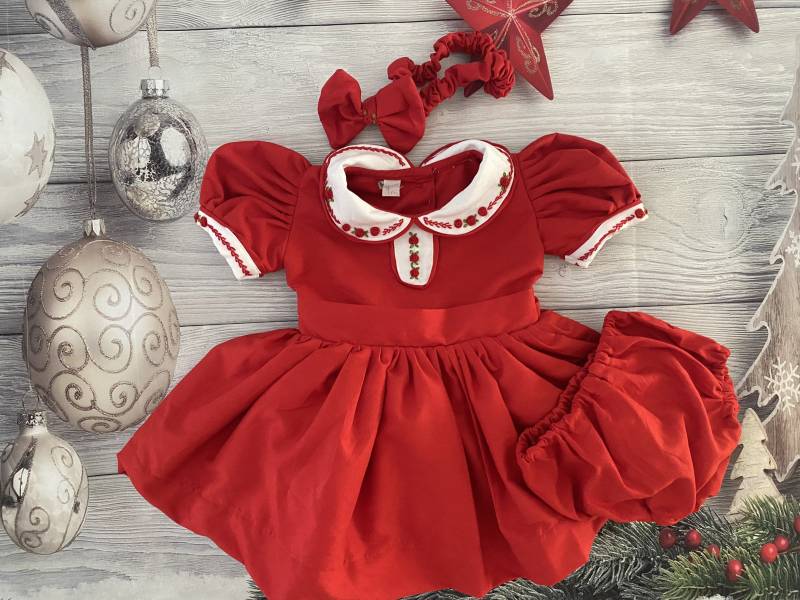 Gesmoktes Embroidery Kleid - Bischofskleid Formales von SolusDesignsshop