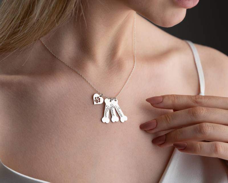 Kette Personalisiert Hund Anhänger Pfote Herz Pfotenabdruck Mit Hundenamen Gravur Erinnerung An Haustier Geschenk Für Sie von SolvJewels