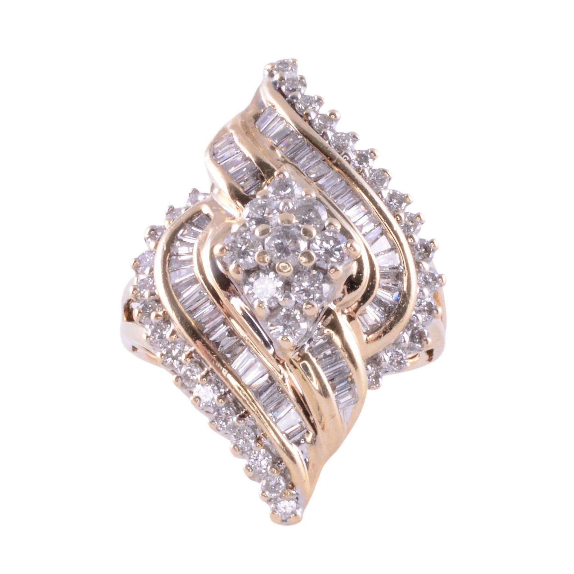 2.64 Ctw Diamant Cluster Ring von SolvangAntiques