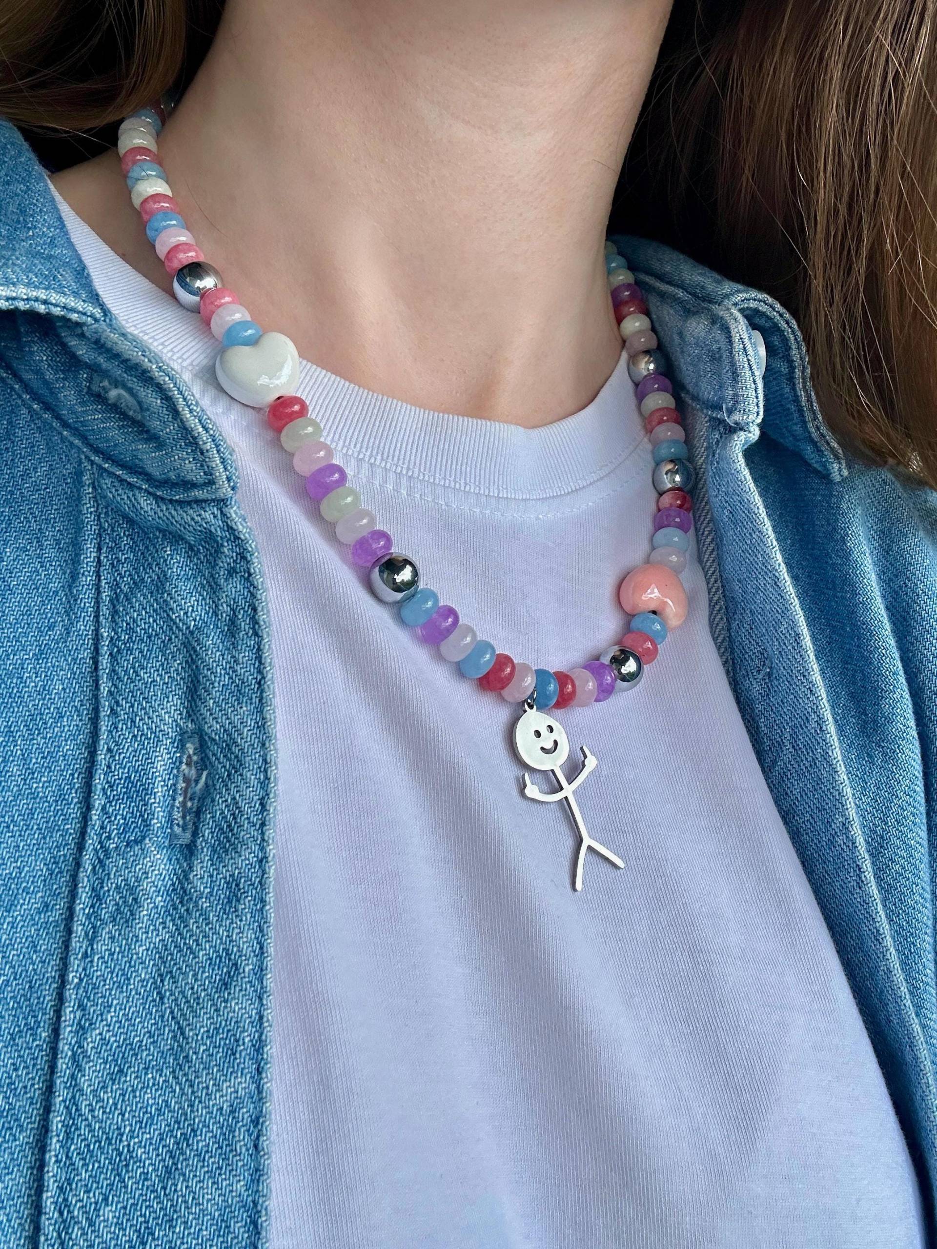 Bunte Perlenkette Mit Natursteinen, Hämatit, Edelstahl, Handgemachter Y2K Schmuck Keramikherzen| Sommertrend | Unikat 2025| Statement von SolvyJewelry