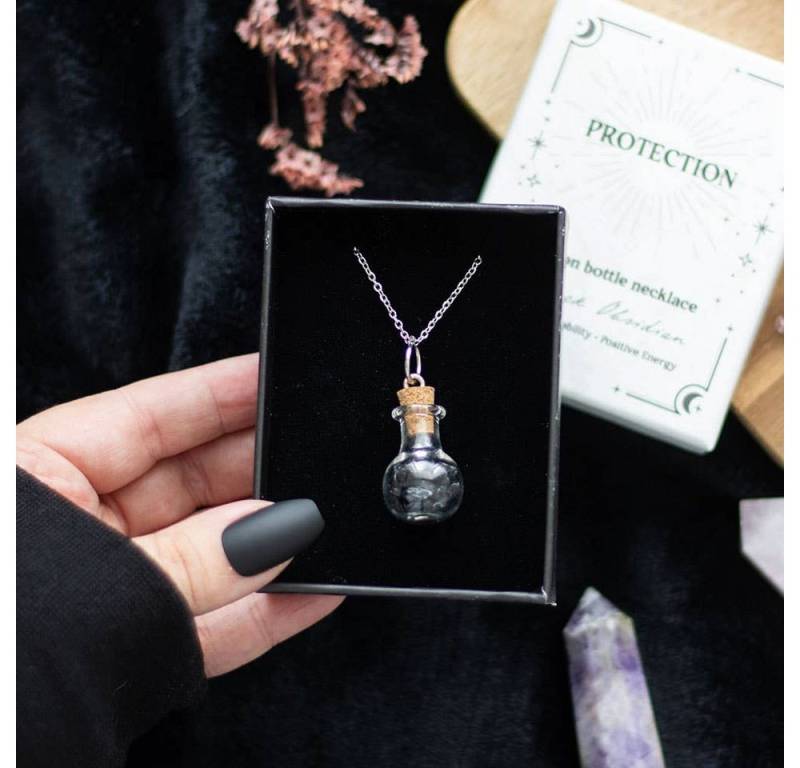 Something Different Kette und Anhänger Set Halskette mit Obsidian-Kristallsplitter-Trankflasche (Halskette mit Obsidian-Kristallsplitter-Trankflasche), Schützt vor negativer Energie. von Something Different