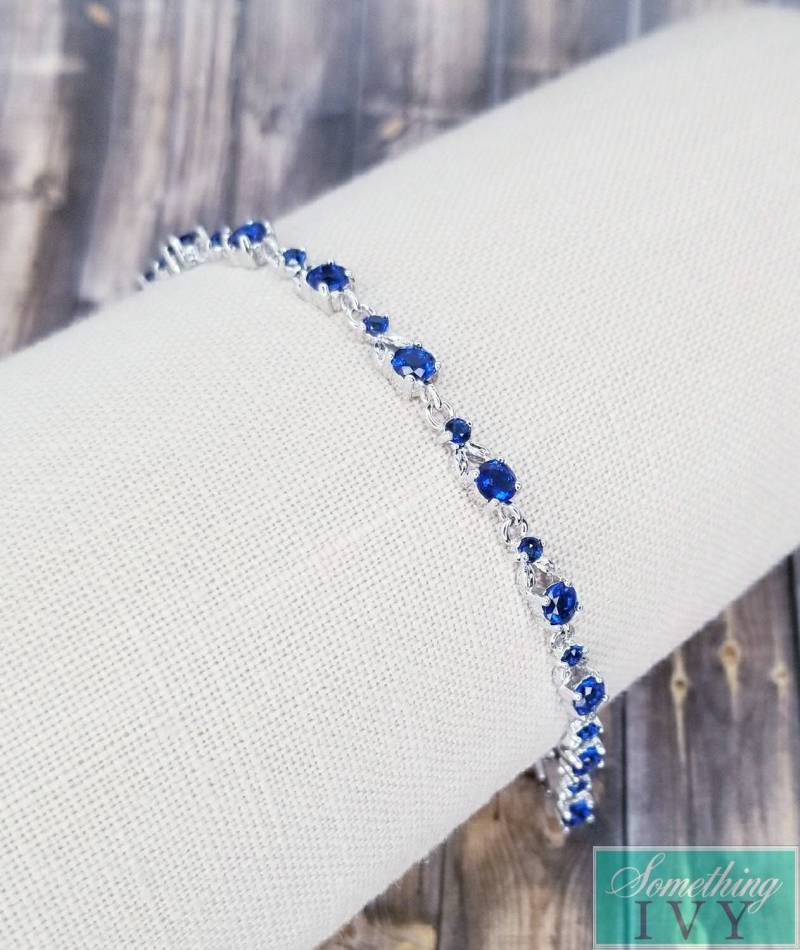 Etwas Blaues Armband - Saphir Silber/Blau Armbänder Hochzeitsarmband Royal Kristall von SomethingIvy