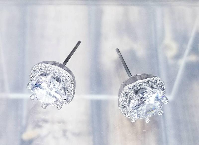 Ohrstecker Ohrringe Mit Rundschliff Solitär -10 Mm Größe von SomethingIvy