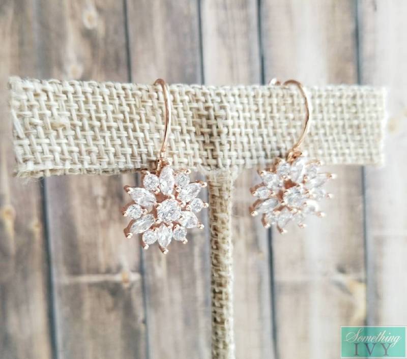 Rose Gold Cluster Marquis Ohrringe - Strass von SomethingIvy