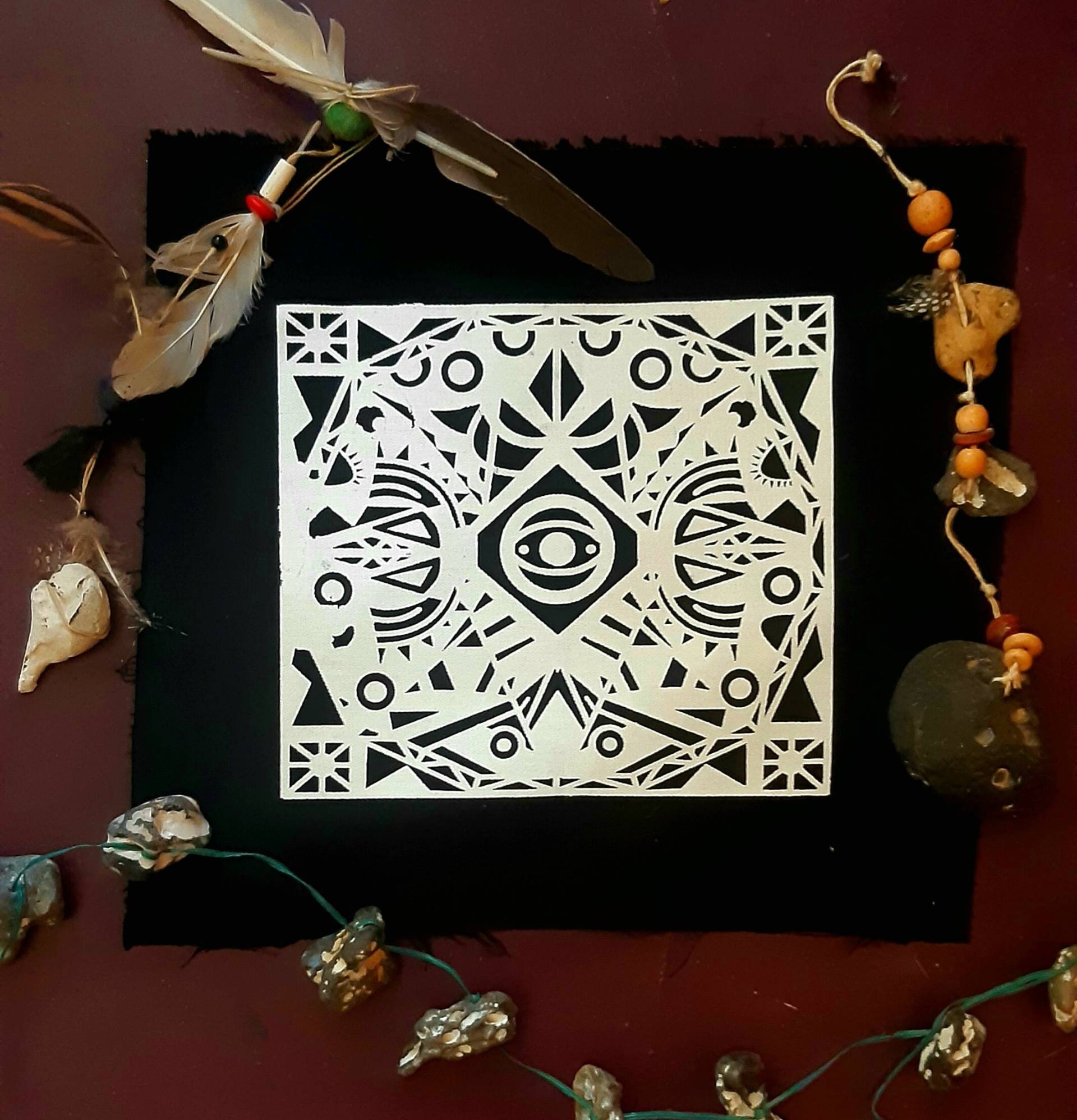 Handgefertigter Baumwoll-Aufnäher "Golanja" Im Mandala-Design von Sommervogelsiebdruck