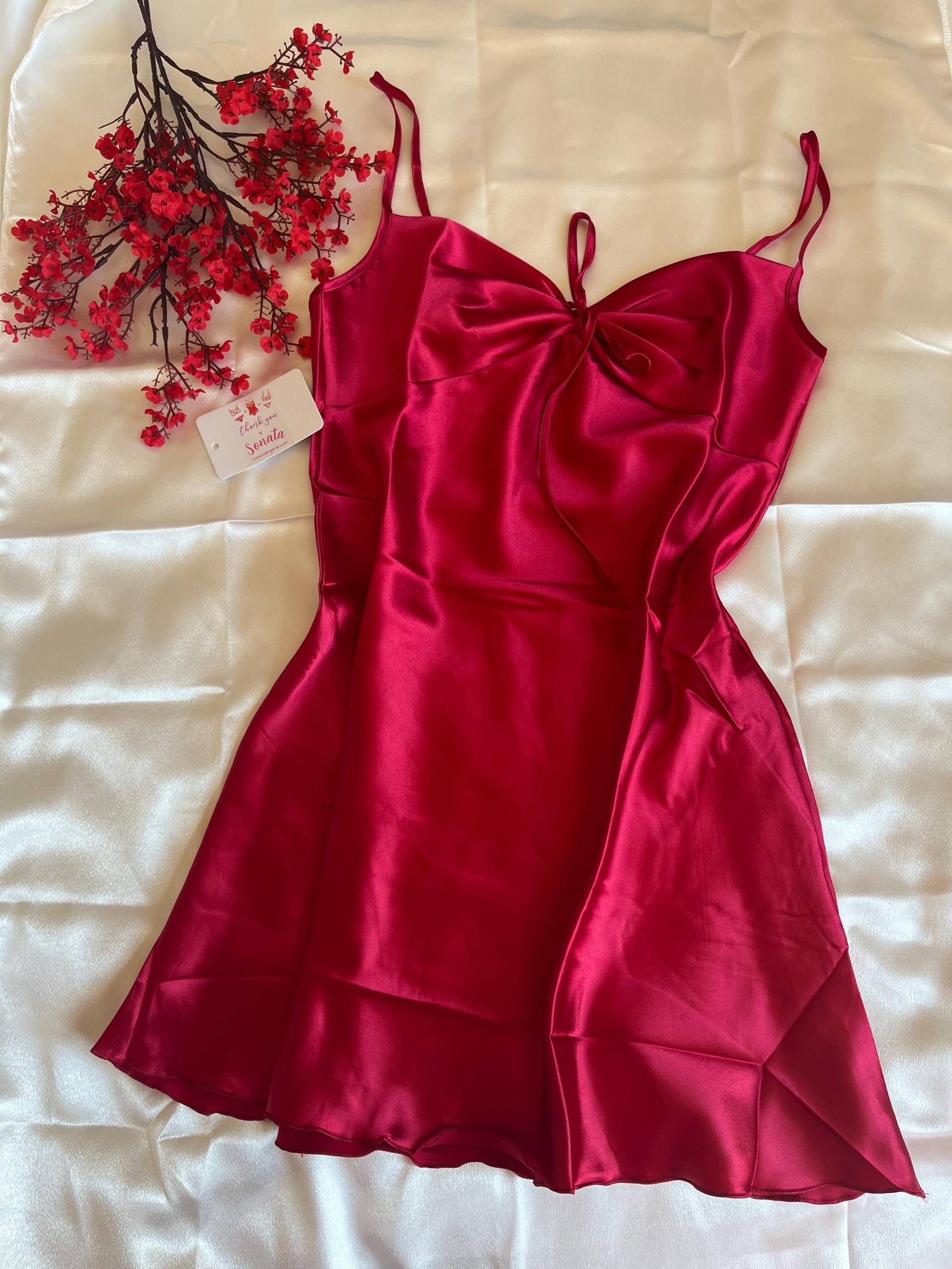 Satin-Kleid Satin-Kleid von SonatalingerieShop