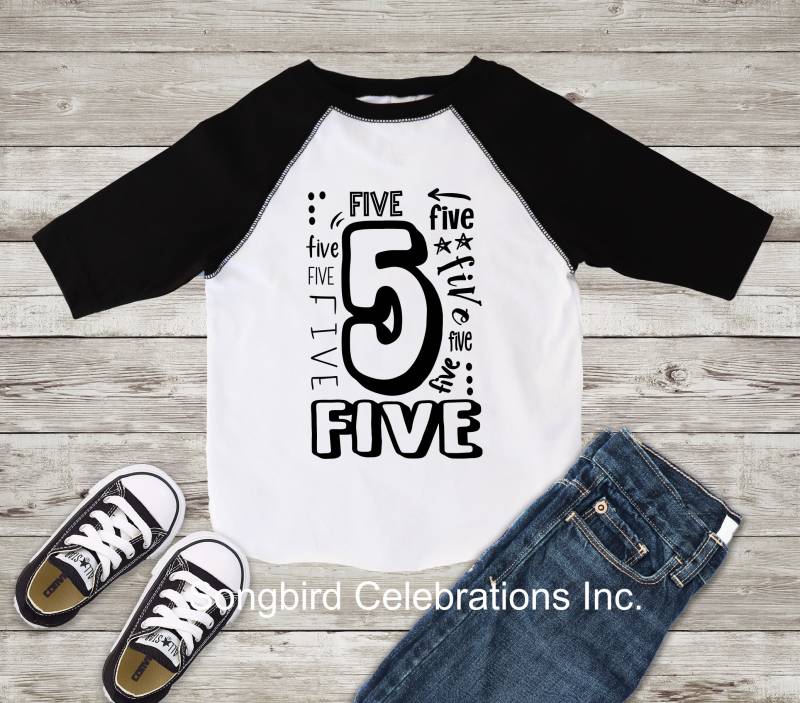 5. Geburtstag Jungen Shirt Fünf Worte 5 Baseball Raglan Jersey Style Personalisiert Name Und Nummer Auf Rückab von SongbirdCelebrations