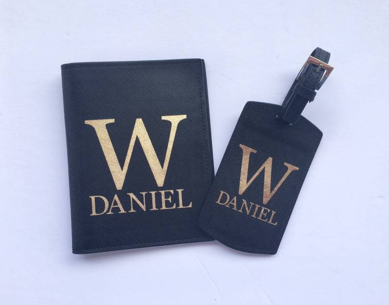 Leder Gepäck Tag-Pass Cover Fäter Tag Geschenk Saffiano Schwarzes Gold Personalisierte Geschenk-Eingeschenke Für Papa von SongbirdCelebrations