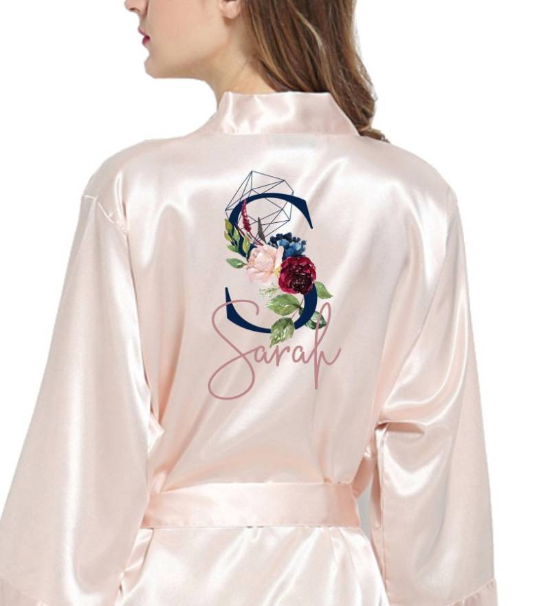 Personalisierte Satin Robe Monogramm Roben Initialen Weihnachtsgeschenk Für Frau Mutter Schwester Tante Bester Freund Marineblau Buchstabe Personalisierte Satin Robe Monogramm Roben Initialen Weihnachtsgeschenk Für Frau Mutter Schwester Tante Bester Freund Marineblau Buchstabe von SongbirdCelebrations