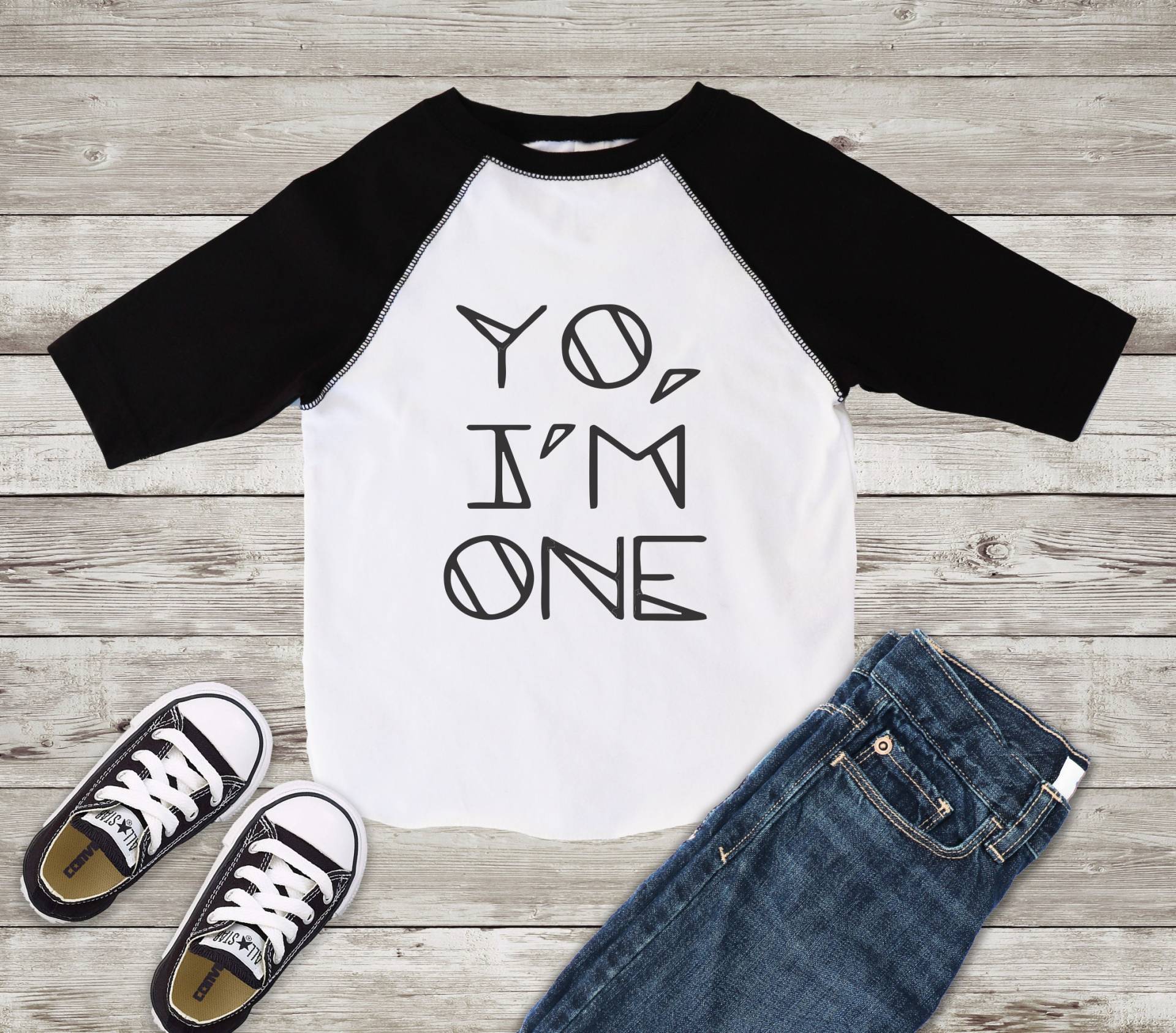 Yo I'm One Birthday Boy Shirt Erster Geburtstag 1 Let's Party Baseball Style Raglan Jersey Personalisierter Name von SongbirdCelebrations