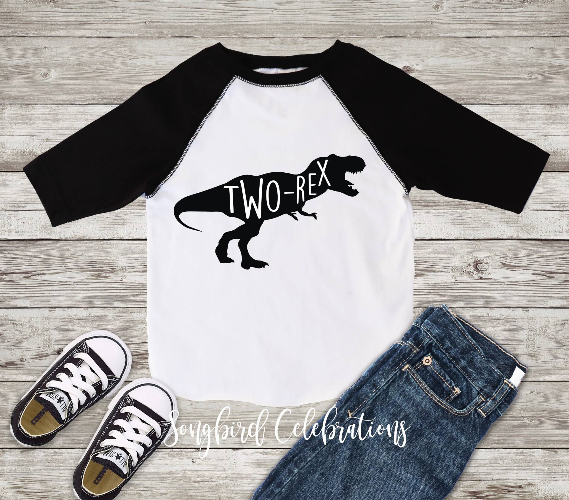 Zwei Rex Geburtstag Shirt 2. Junge Dinosaurier Baseball Style Raglan Jersey Personalisierung Name Und Nummer Auf Der Rückseite von SongbirdCelebrations