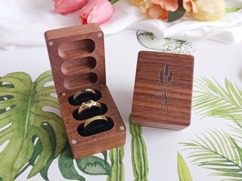 Three Slots Ring Box, Custom Walnut Personalized Engraved Wedding Birthday Gift Jewelry Women Travel Box von Sonhha