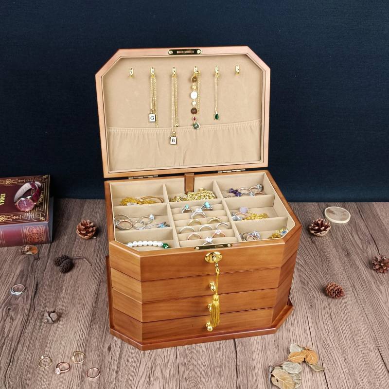 Vintage Large Jewelry Box, Layered Box With Lock, Personalized Engraved Custom Birthday Gift, Wedding Anniversary Gift von Sonhha