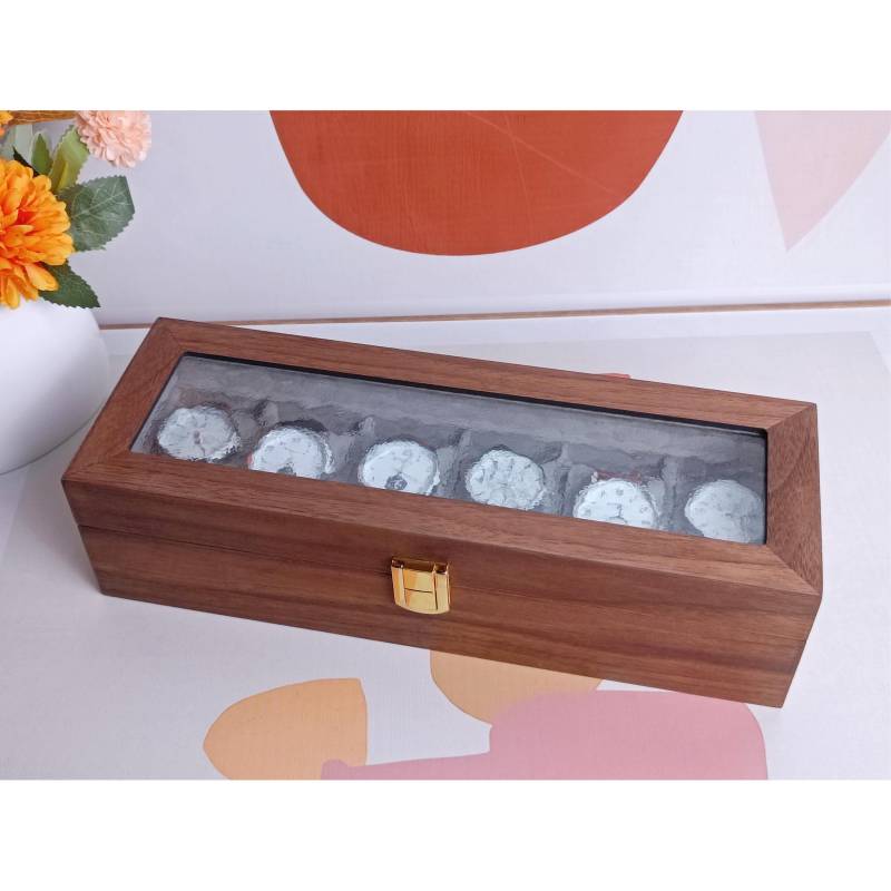 Water Ripple Glass Watch Box, 6 Slots Walnut Organizer, Personalized Storage Wooden Birthday Anniversary Gift von Sonhha