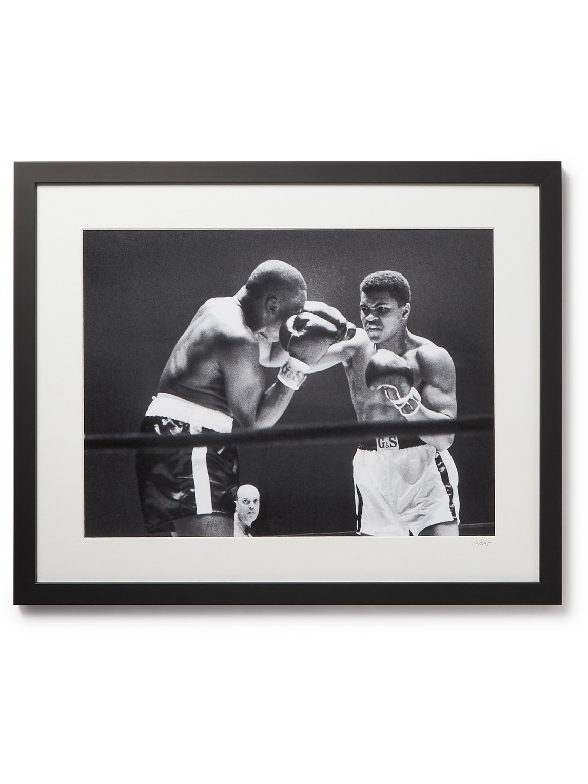 Sonic Editions - Framed 1963 Muhammad Ali vs Doug Jones Print, 16"" x 20"" - Men - Multi von Sonic Editions