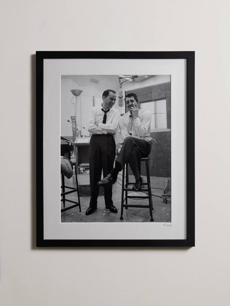 Sonic Editions - Framed 1965 Dean Martin and Frank Sinatra Recording in LA Print, 16" x 20" - Men - Black von Sonic Editions