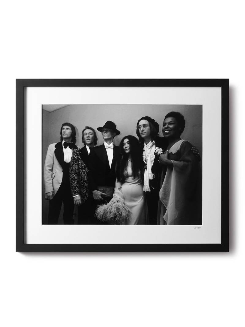 Sonic Editions - Framed 1975 Grammys with Lennon and Bowie Print, 16" x 20" - Men - Black von Sonic Editions