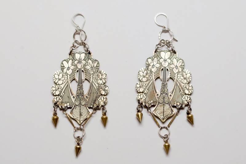 Iris Statement Kronleuchter Ohrringe von SonjaRoseB