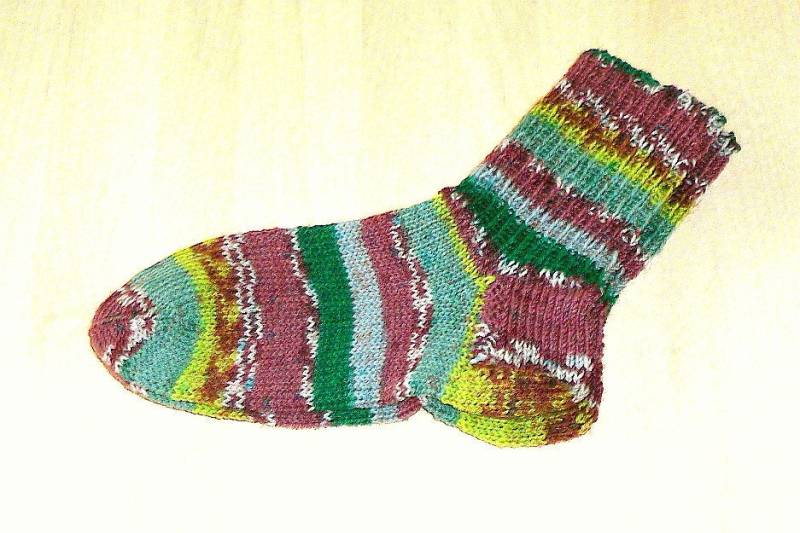 Handgestrickte Kinderstrümpfe Gr. 31/32 Bunte Kindersocken Strümpfe Freizeitsocken Hausschuhe Warme Ks7075 Handgestrickte Kinderstrümpfe Gr. 31/32 Bunte Kindersocken Strümpfe Freizeitsocken Hausschuhe Warme Ks7075 von Sonnenblume1547