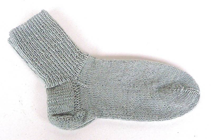 Socken Gr. 37/38 Handgestrickte Fitnesssocken Strümpfe Einfarbige Graue Freizeitsocken Hausstrümpfe Nr.6698 von Sonnenblume1547