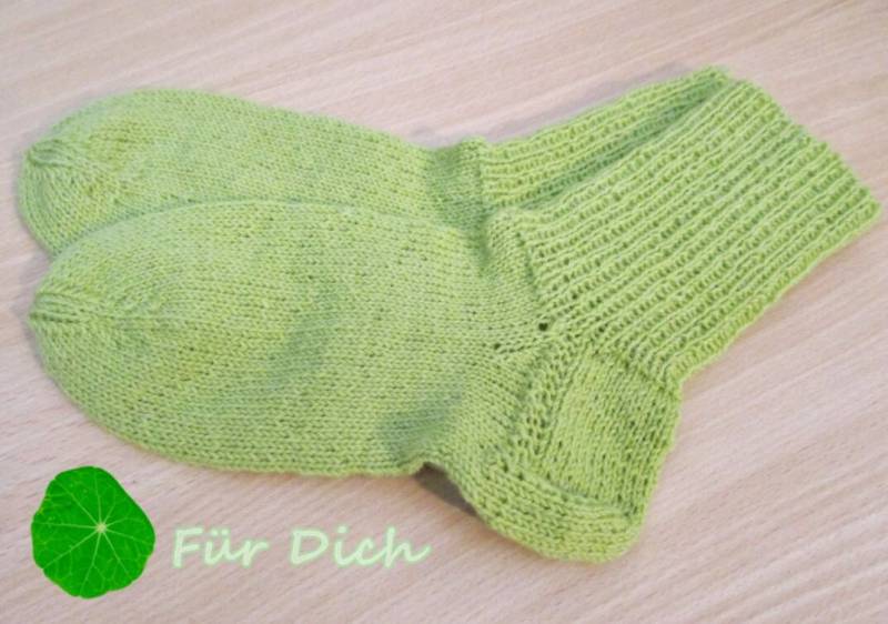 Wollsocken Grün Gr. 33 Handgestrickt Kuschelsocken Kindersocken 8Jahre Strümpfe Freizeitsocken Hausschuhe Haussocken Warme Socken Ks3938 Wollsocken Grün Gr. 33 Handgestrickt Kuschelsocken Kindersocken 8Jahre Strümpfe Freizeitsocken Hausschuhe Haussocken Warme Socken Ks3938 von Sonnenblume1547