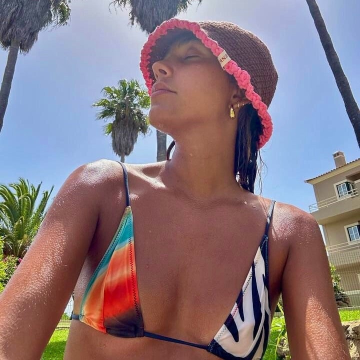 Crochet Bucket Hat - Einfarbig Mit Bunter Abschlussreihe | Häkelhut von Sonnenkindstyle