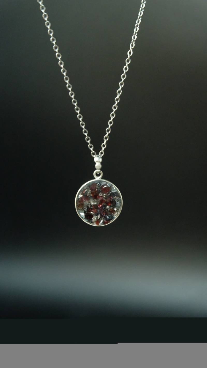 Atlantis® 925 Sterling Silber Amulett Aus Edelsteinen Und Hochwertigen Metallen Wie Granat Silizium Dm 20mm von Sonnenkraft7