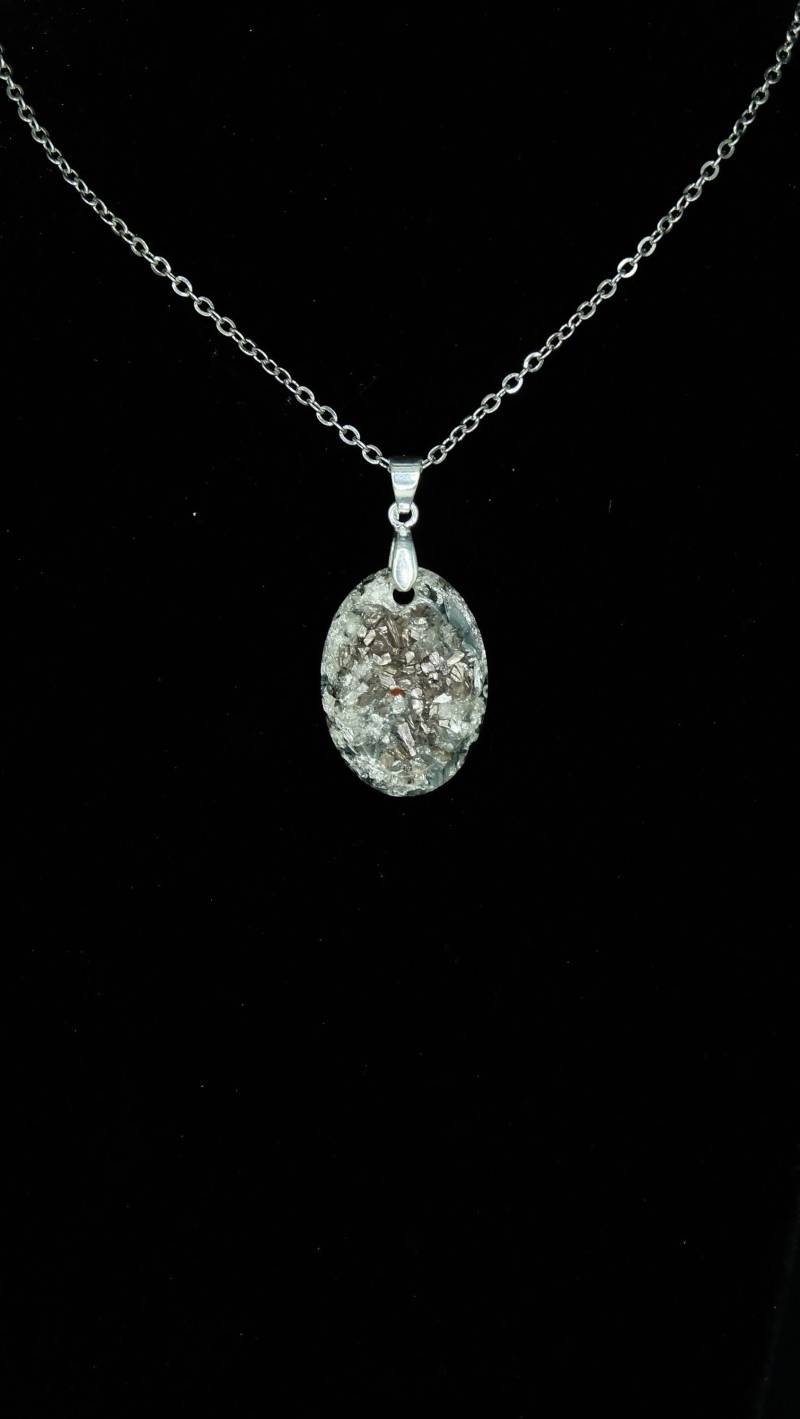 Sehr Hochwertig Verarbeitetes Schmuckstück Aus 925 Sterling Silber Blattsilber Und Recycelten Metallen Von Hand in Deutschland Hergestellt von Sonnenkraft7