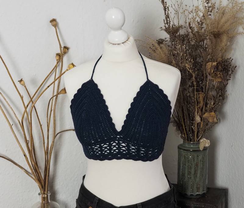 Dunkelblaues Handgemachtes Häkeltop von Sonnenmaschen