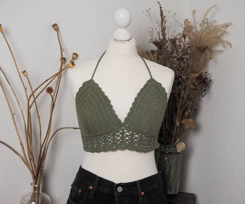 Salbeifarbenes Handgemachtes Häkeltop, Häkel-Bralette von Sonnenmaschen