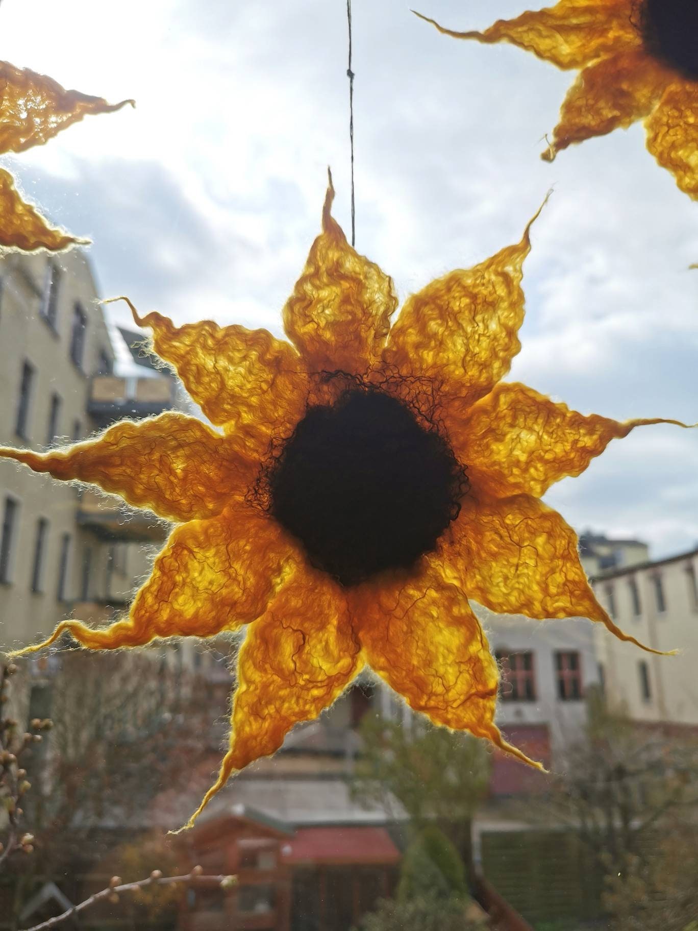 Fensterdeko Filzblüte Sonnenfänger von Sonnentaucher