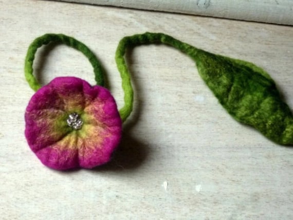 Filzblüte Taschenanhänger Verschiedene Farben Zur Auswahl von Sonnentaucher