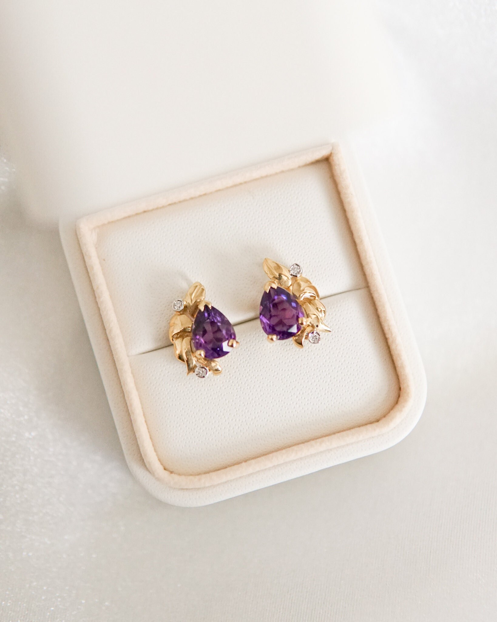 Amethyst Lila Ohrstecker von SonterLorrey