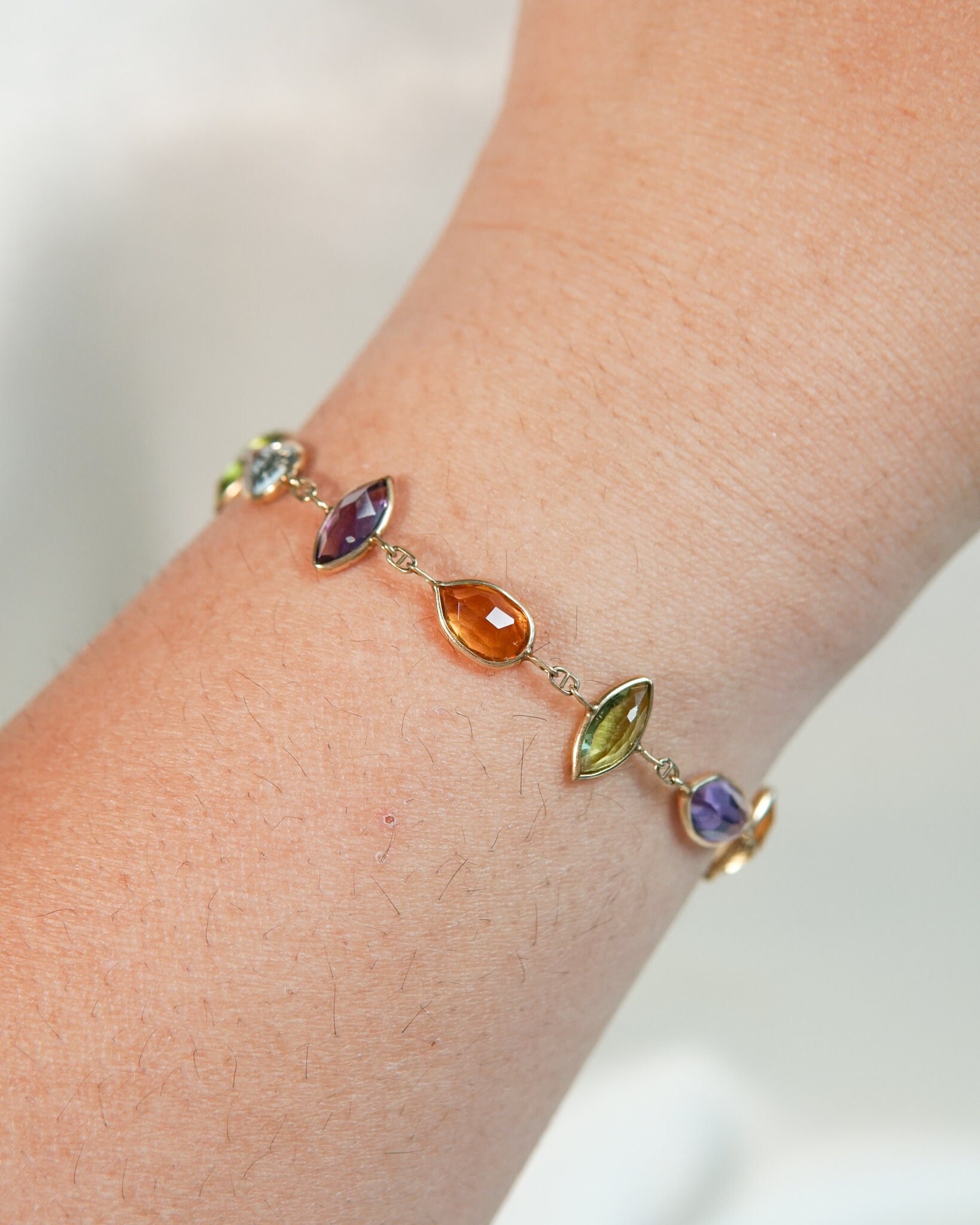 Multi Gem Myriad Armband von SonterLorrey