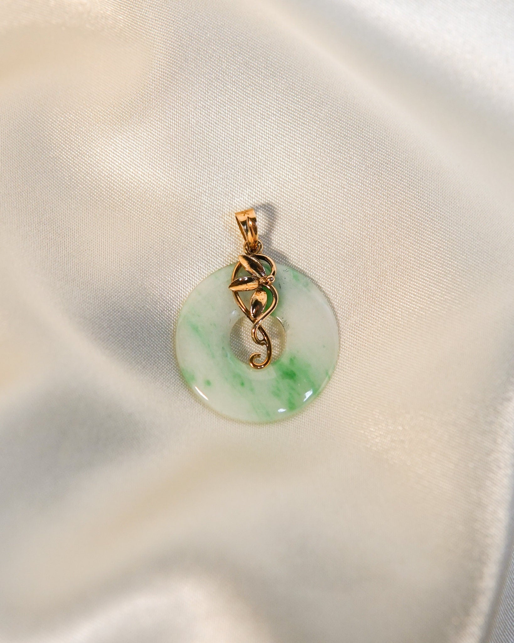 Nachlass Jade Pixie Ring Anhänger von SonterLorrey