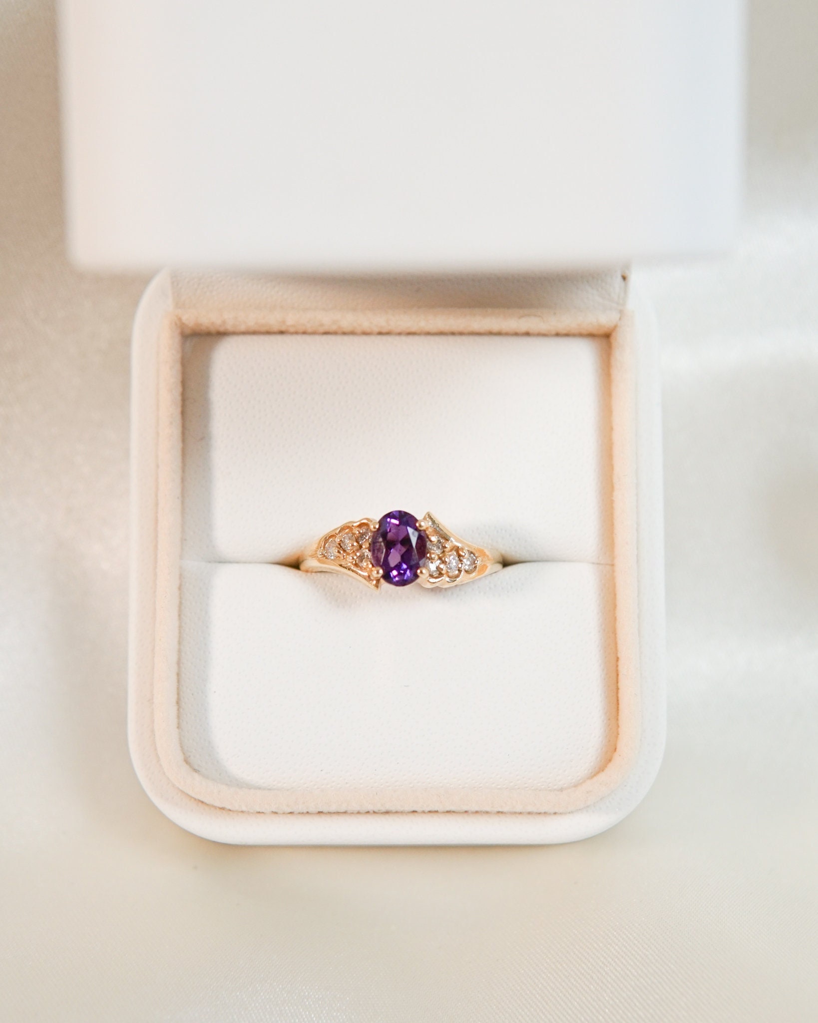 Vintage Amethyst Und Diamant Feder Ring von SonterLorrey