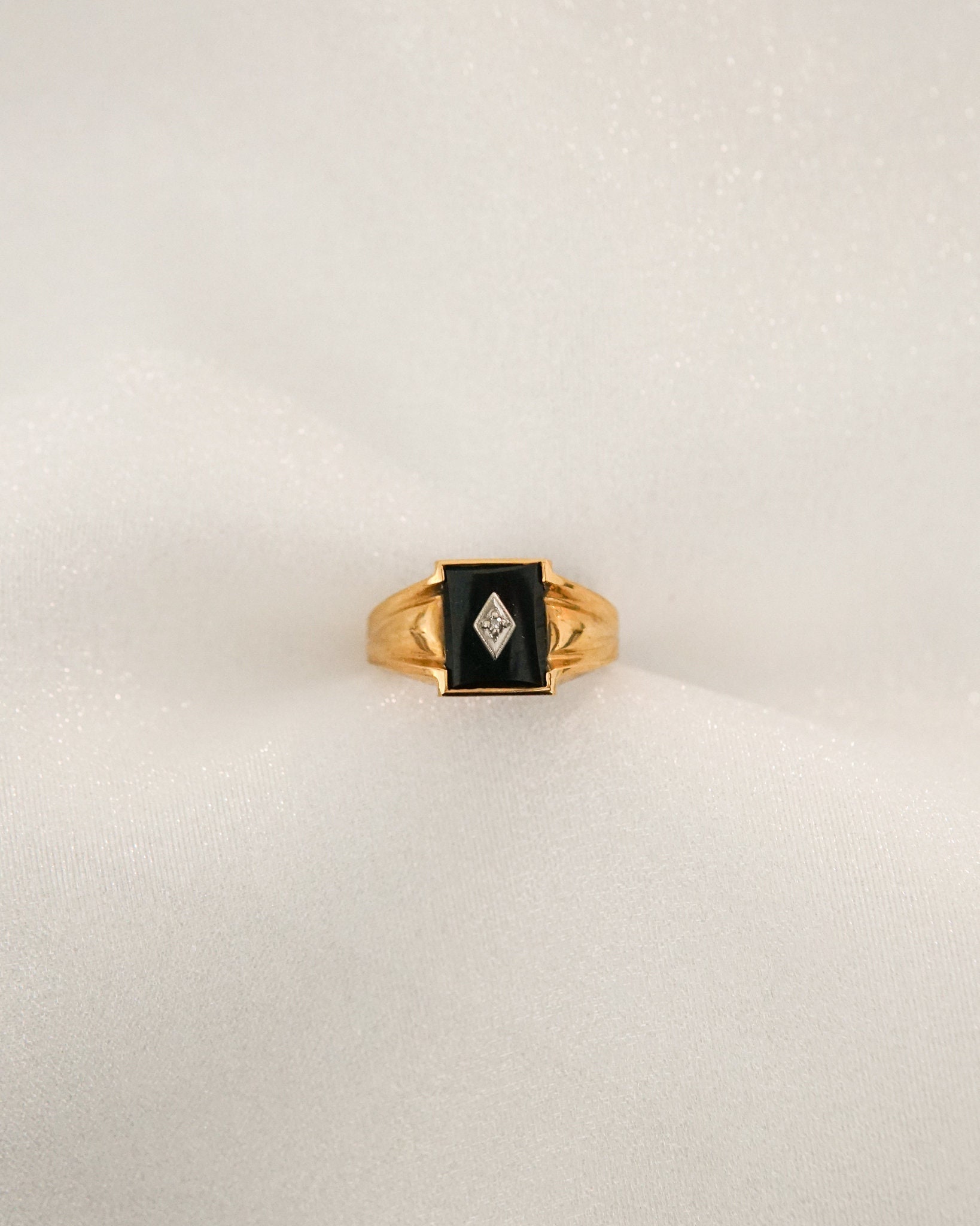 Vintage Onyx Flat Top Diamant Ring von SonterLorrey