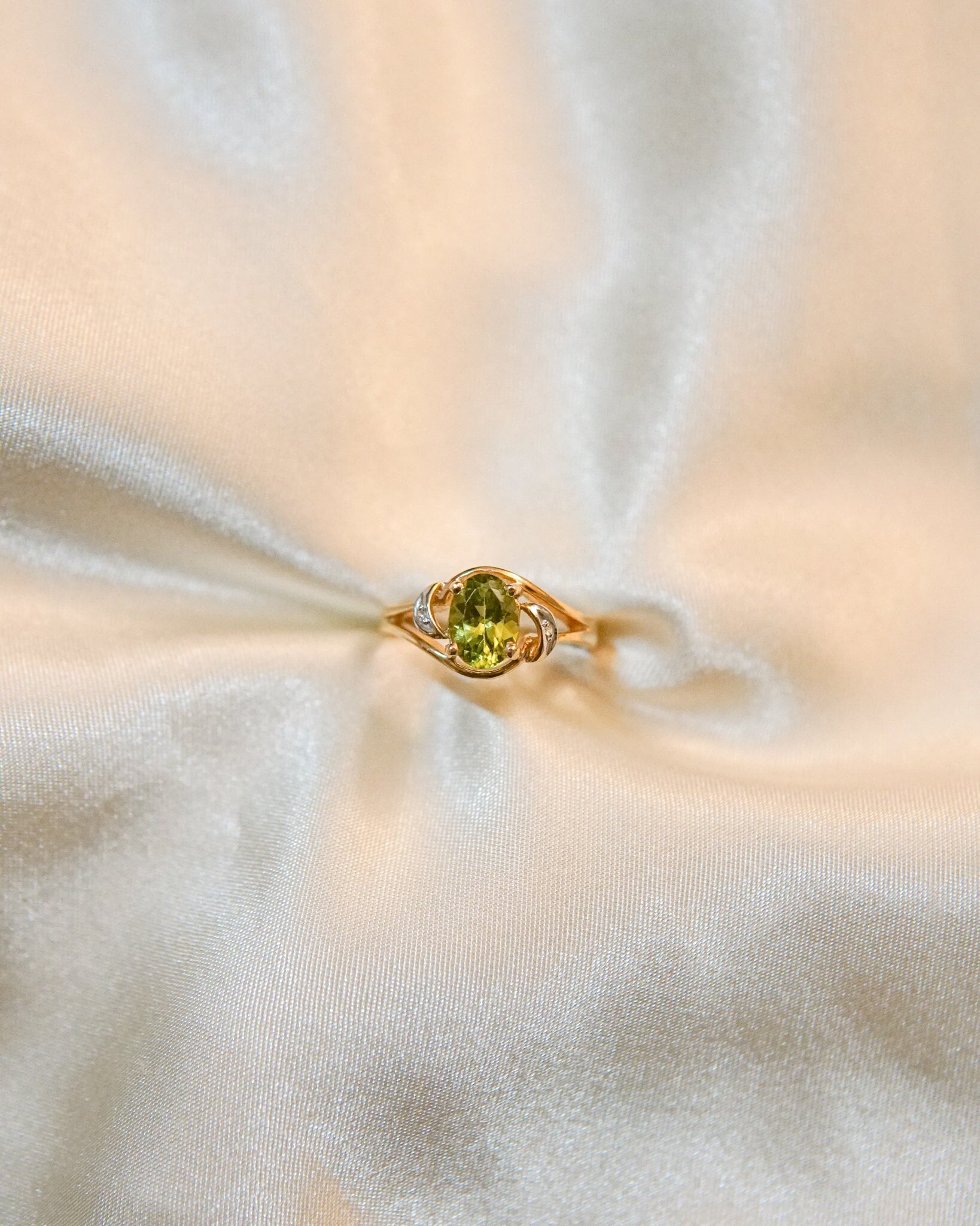 Vintage Peridot Schärpe Ring von SonterLorrey