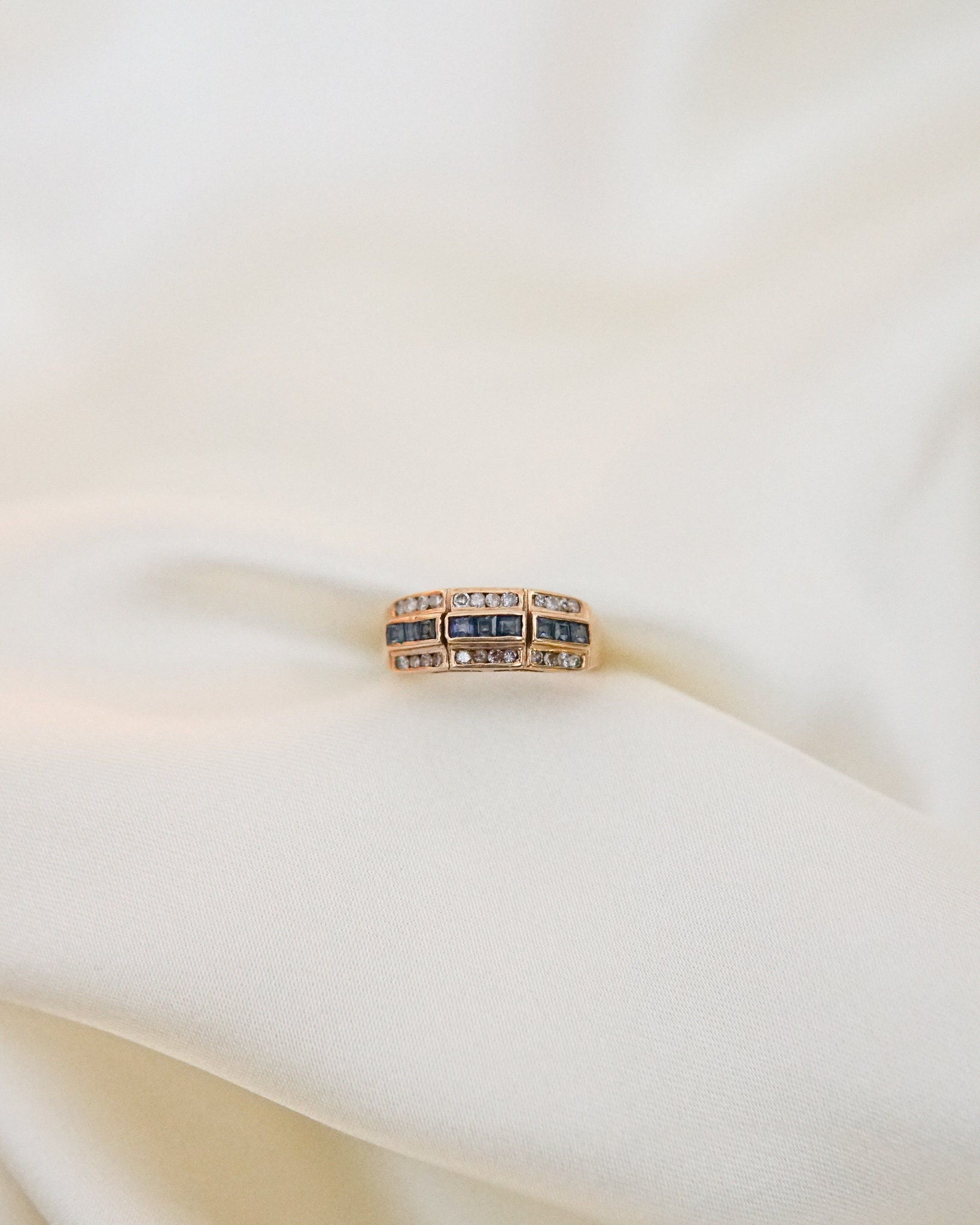 Vintage Thruway Sapphire Und Diamant Band von SonterLorrey