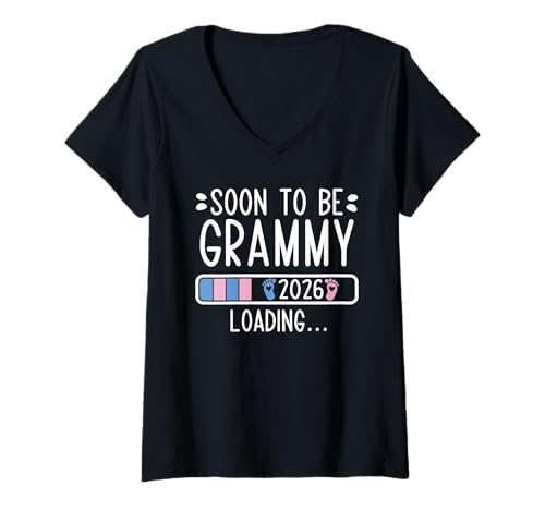 Damen Soon to Be Grammy 2026 Loading Schwangerschaft Ankündigung 2026 T-Shirt mit V-Ausschnitt Damen Soon to Be Grammy 2026 Loading Schwangerschaft Ankündigung 2026 T-Shirt mit V-Ausschnitt von Soon To Be Grammy 2026 New Baby Arrival Apparel