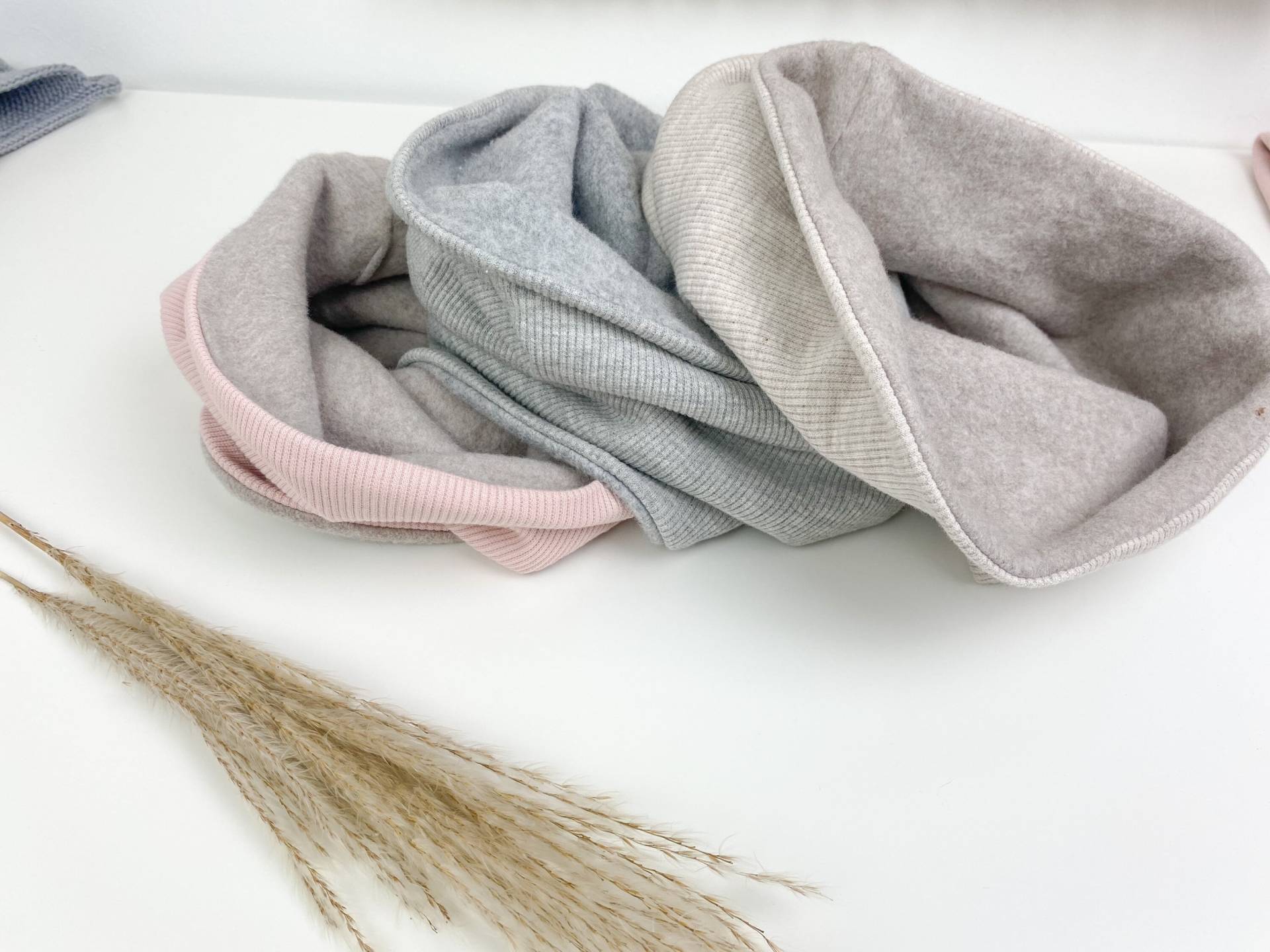 Loopschal Kinderschal Biobaumwollfleece Loopschal Kinderschal Biobaumwollfleece von Sooneshandmadestore