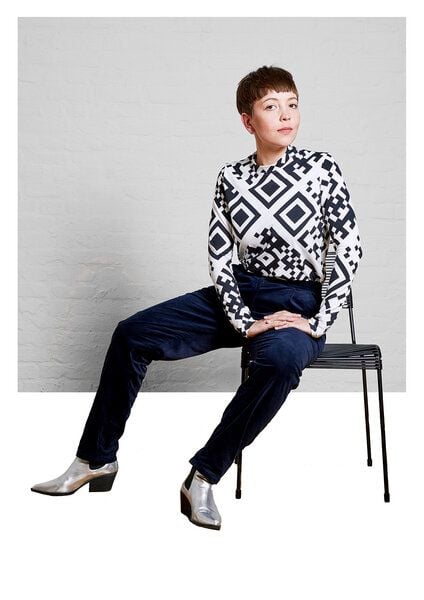 Sophia Schneider-Esleben Longsleeve Paula, QR aus Bio-Baumwolle von Sophia Schneider-Esleben