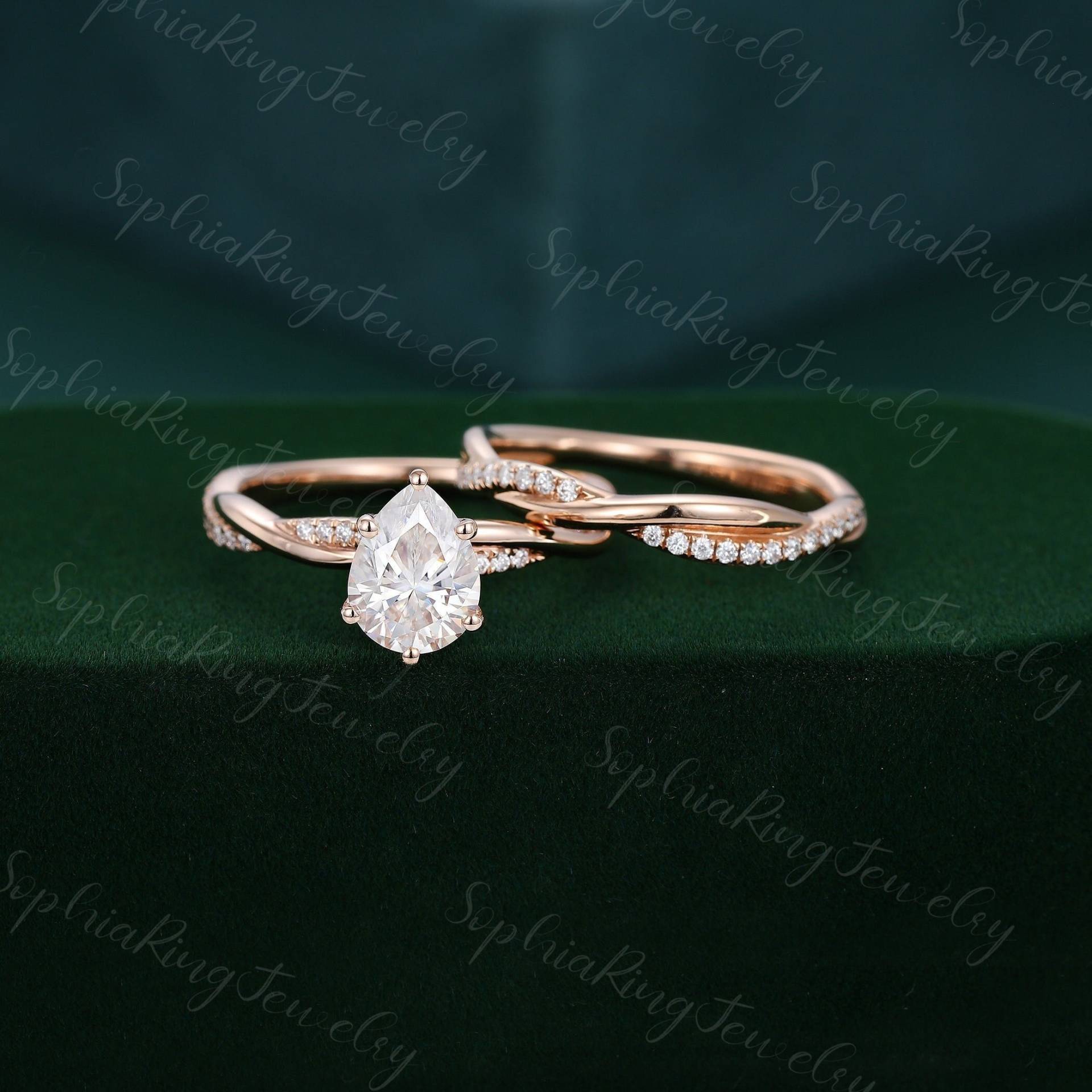 Birnenförmiger Moissanit Verlobungsring Set Vintage Rosegold Gedrehter Diamant Unikat Hochzeit Braut Jahrestag Geschenk Für Sie von SophiaRingJewelry