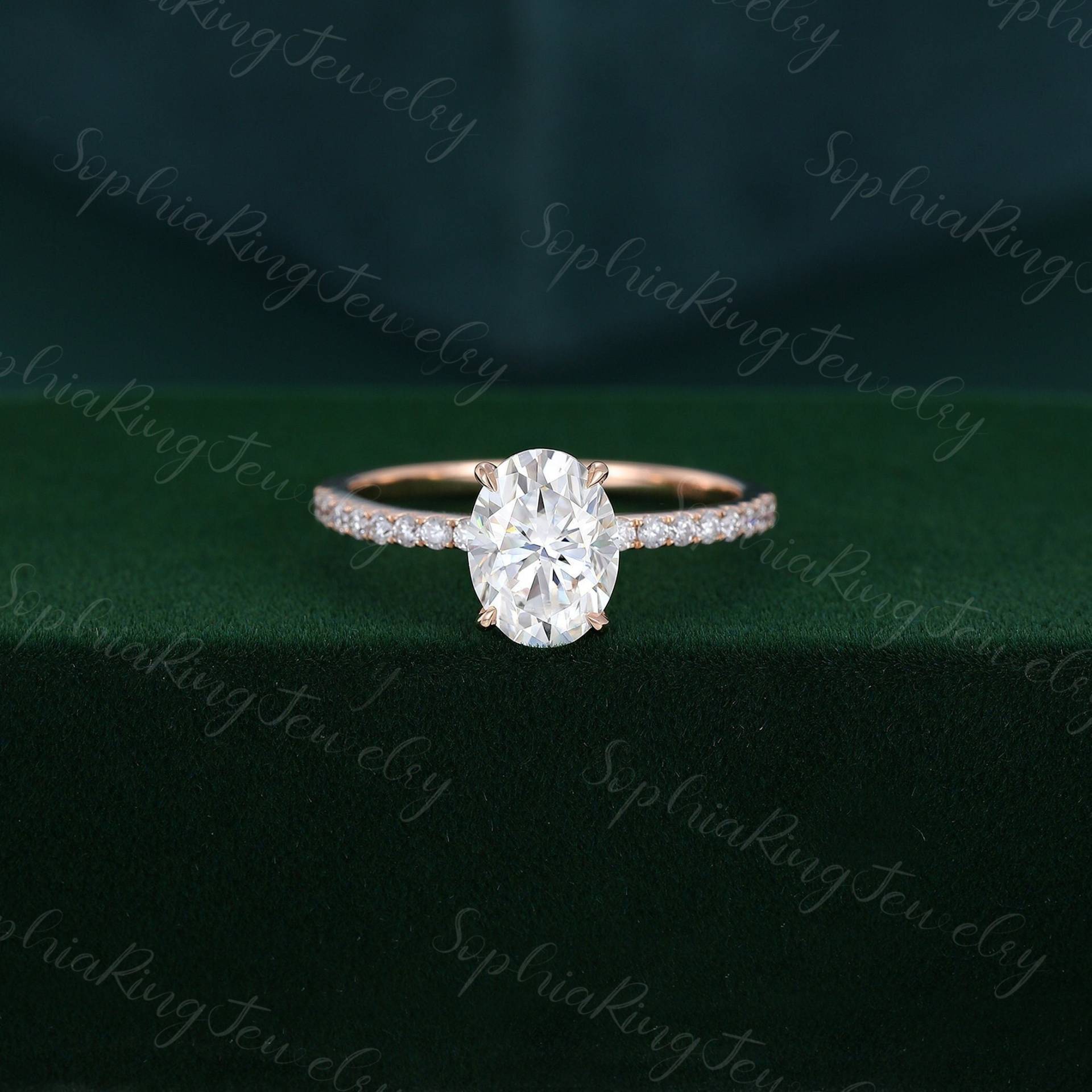 Ovaler Moissanit Verlobungsring Vintage Roségold Halb Ewigkeit Diamant Unikat Hochzeit Braut Geschenk Für Frauen von SophiaRingJewelry