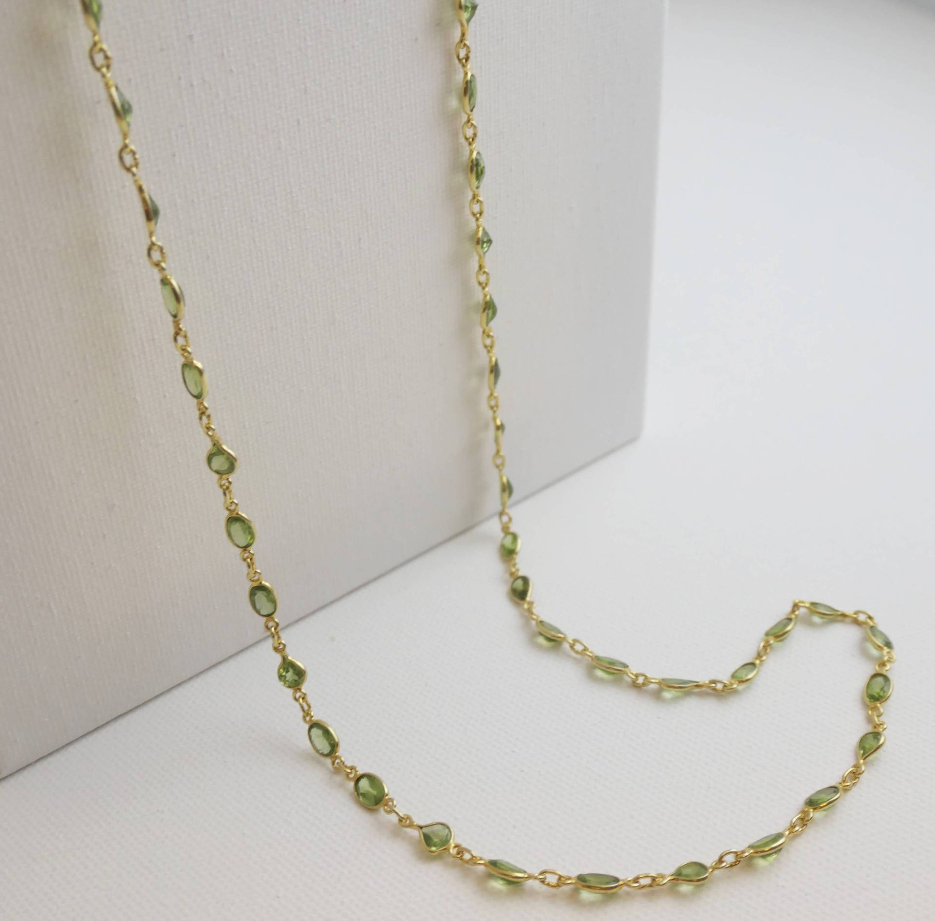 Peridot Vermeil Gold Halskette - Handgemachte Layering Geschenke Für Sie Vergoldetes Sterling Silber von SophiaRoseUK