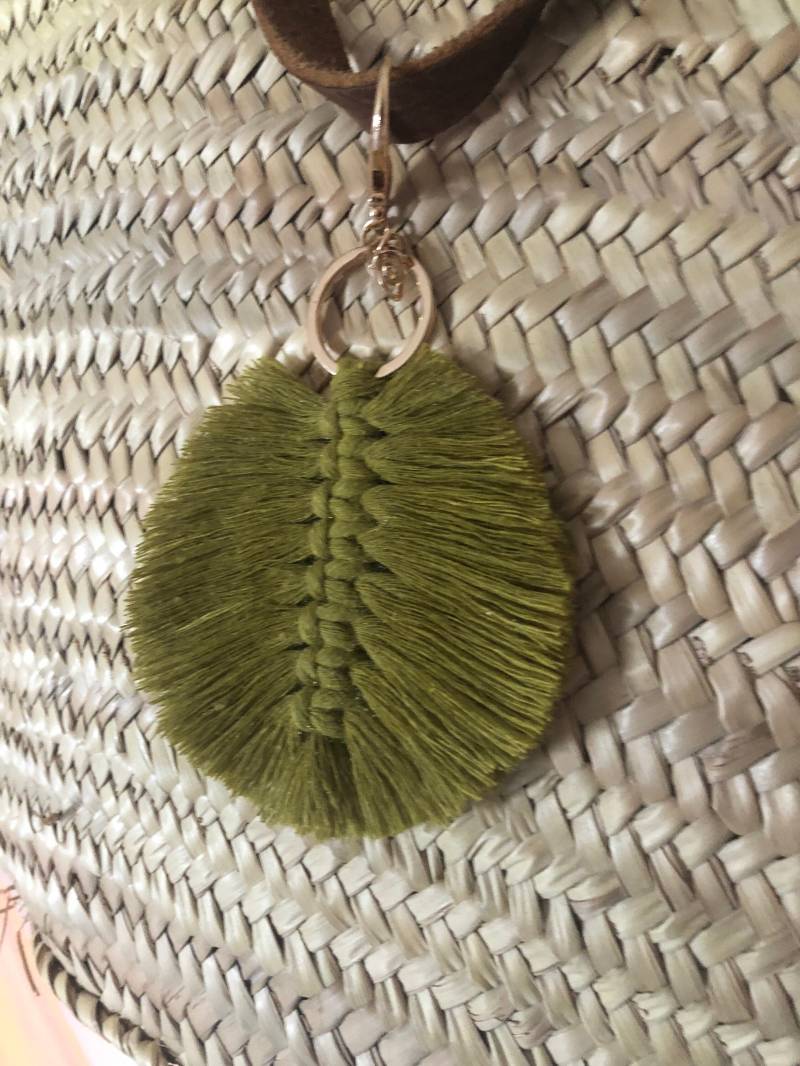 Makramee-Schlüsselanhänger, Makramee-Anhänger Für Taschen ... Macrame Key Chain von SophiasMUT