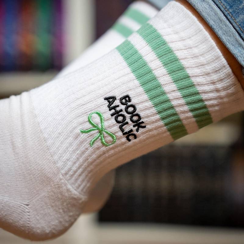 Book Merch I Bestickte Socke Aholic Lustige Socken Geschenk Für Weihnachten, Geburtstag, Freunde Geschenkidee von SophieStickt